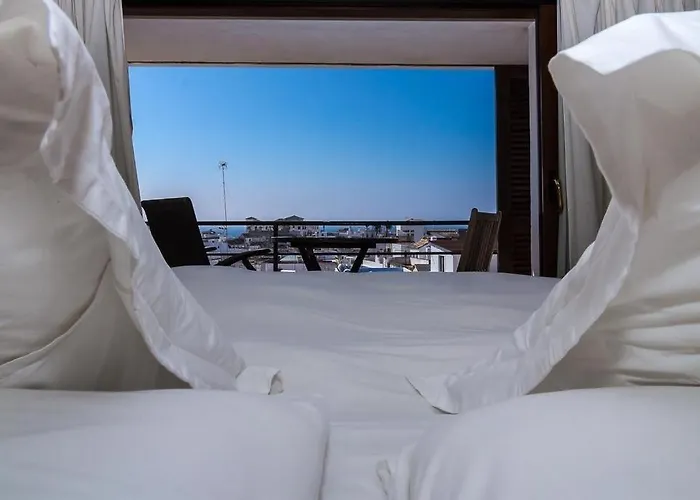 Old Town Comfort With Amazing Views At Silos 5